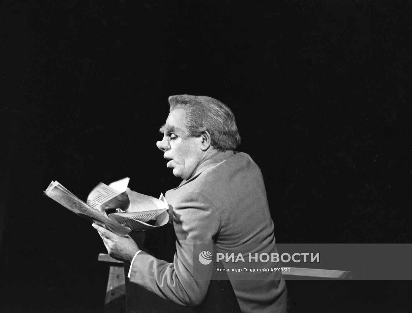 Артист Аркадий Райкин