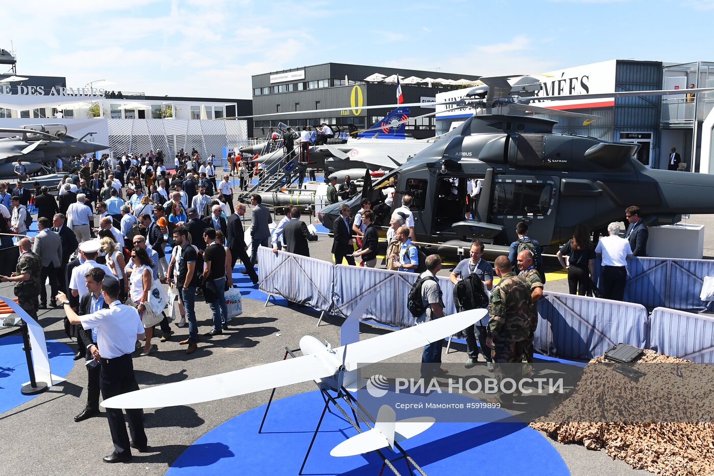 Международный авиасалон в Ле-Бурже. День второй