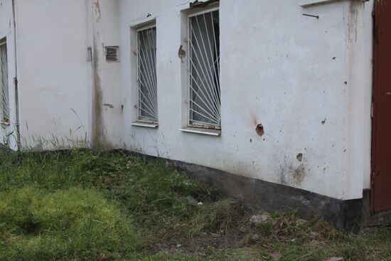 Последствия обстрела в Донецке