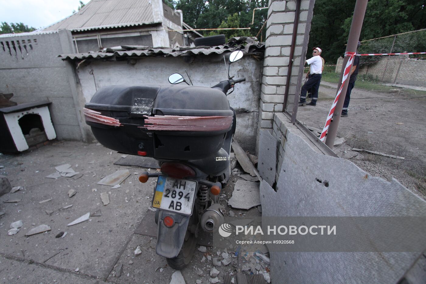 Последствия обстрела в Донецке