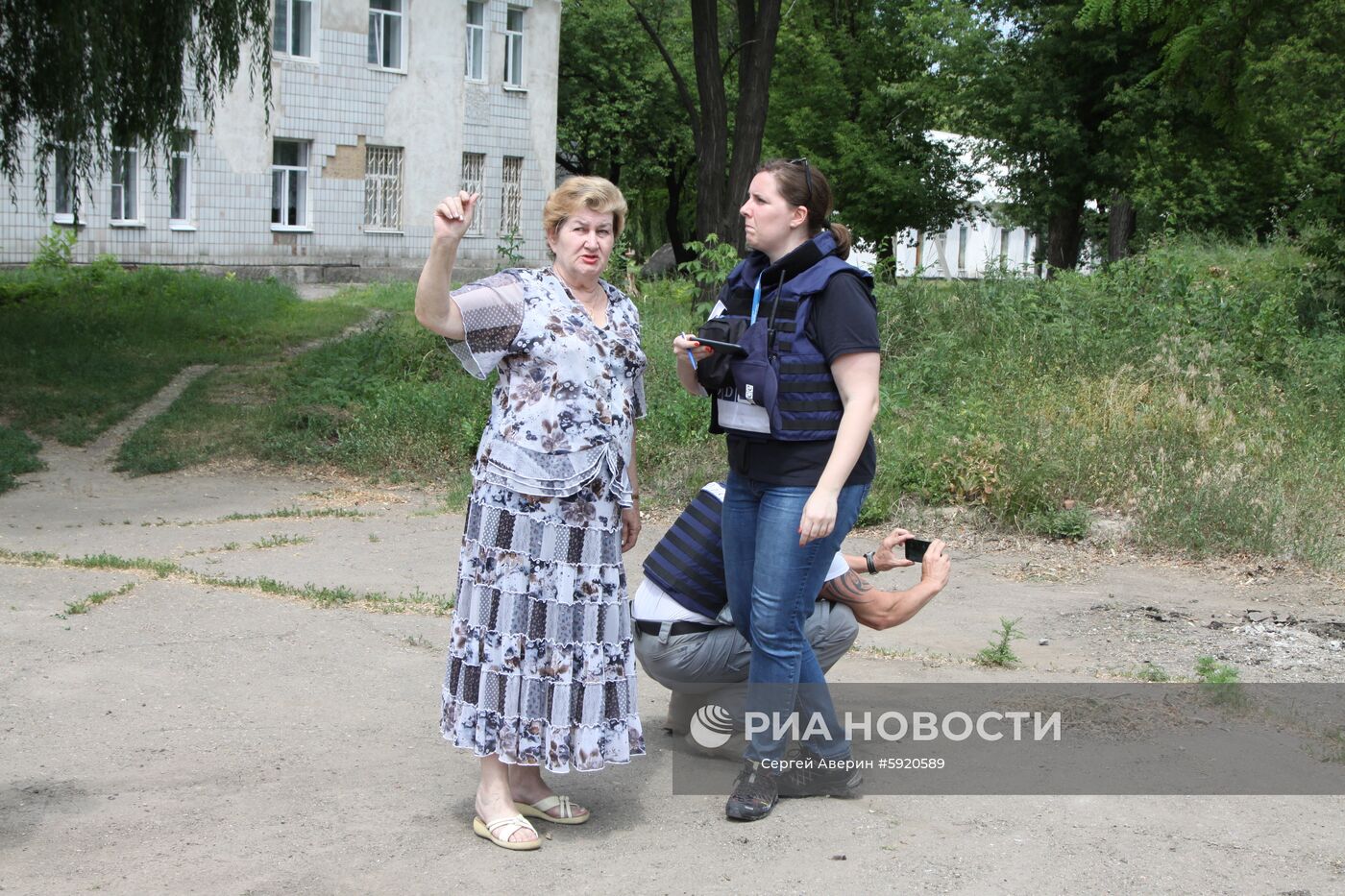 Последствия обстрела в Донецке