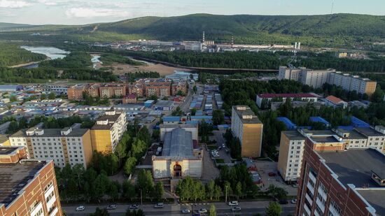 Города России. Тында