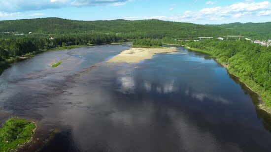 Города России. Тында
