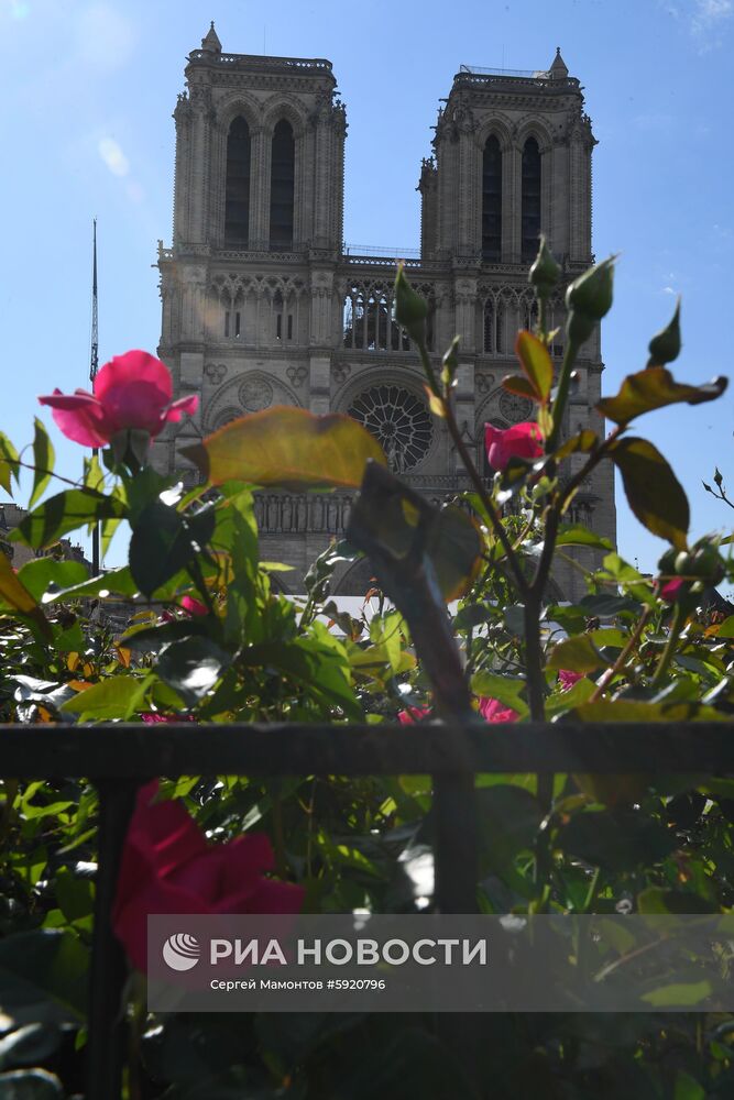 Города мира. Париж