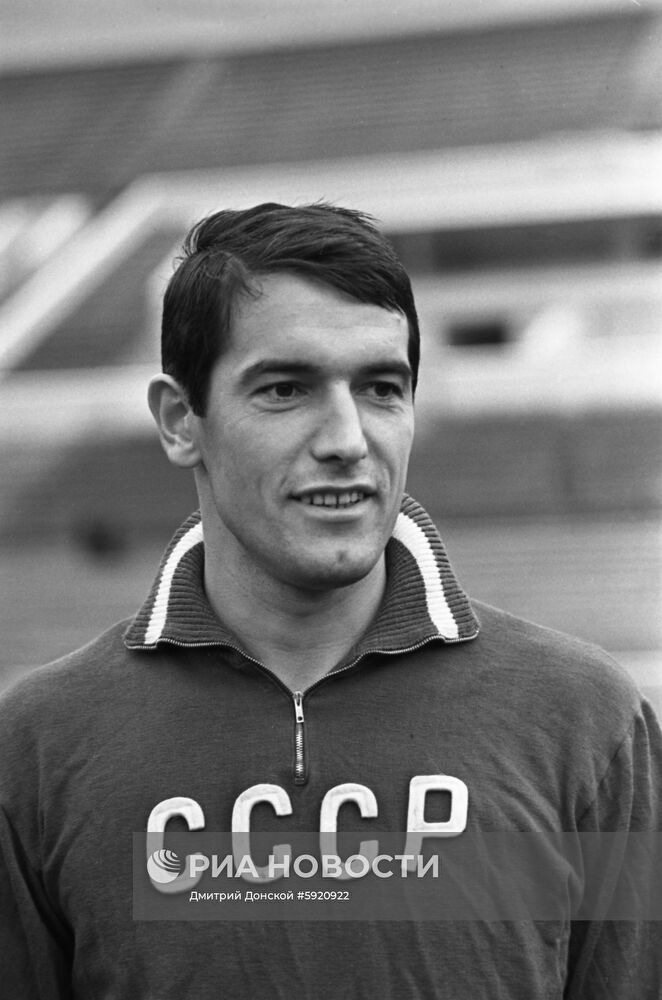 Футболист Валерий Воронин