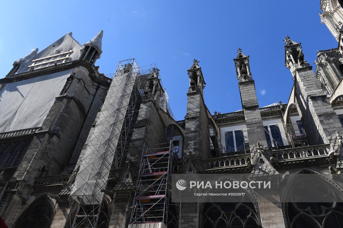 Восстановительные работы Собора Парижской Богоматери (Notre Dame de Paris) после пожара. Место: Франция, Париж. Автор: Сергей Мамонтов/РИА Новости. Города мира. Париж