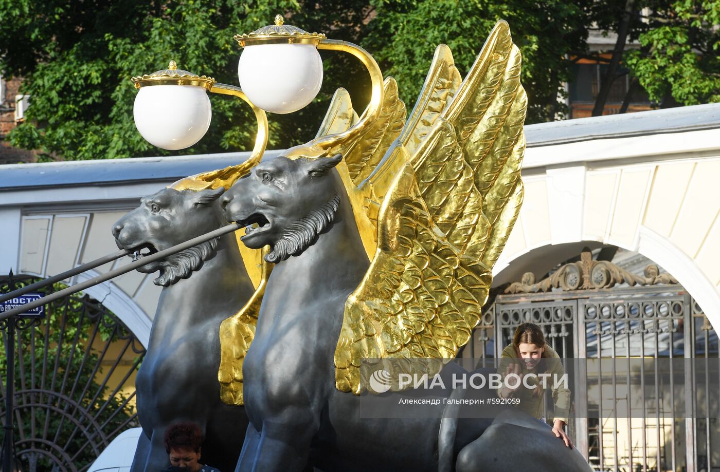 Банковский мост в Санкт-Петербурге