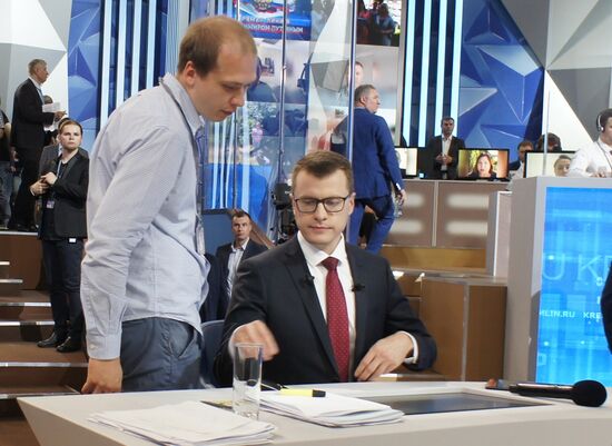 Прямая линия с президентом РФ Владимиром Путиным