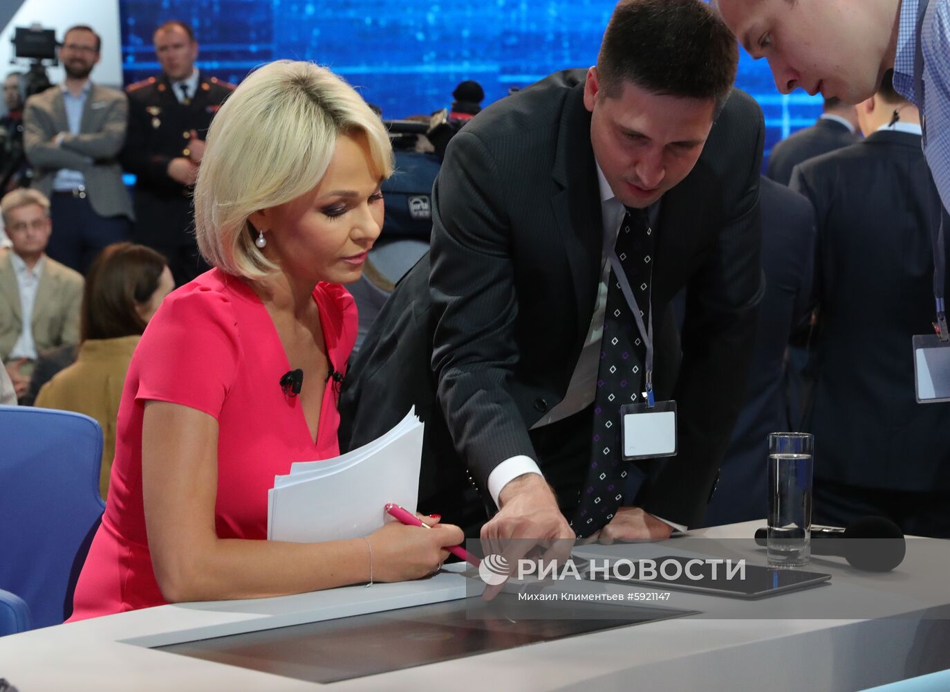 Прямая линия с президентом РФ Владимиром Путиным