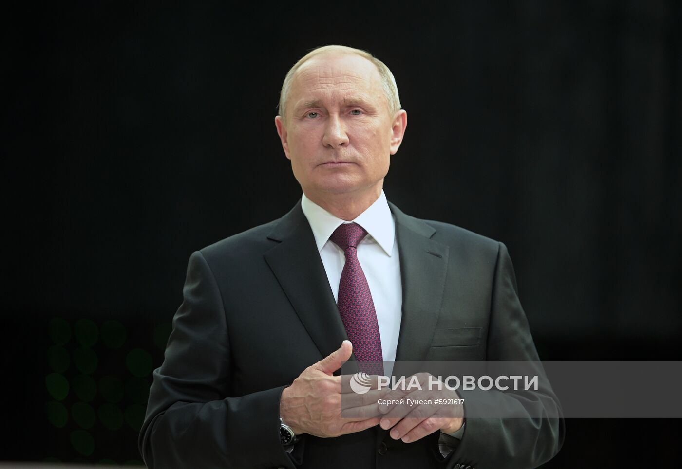 Прямая линия с президентом РФ Владимиром Путиным