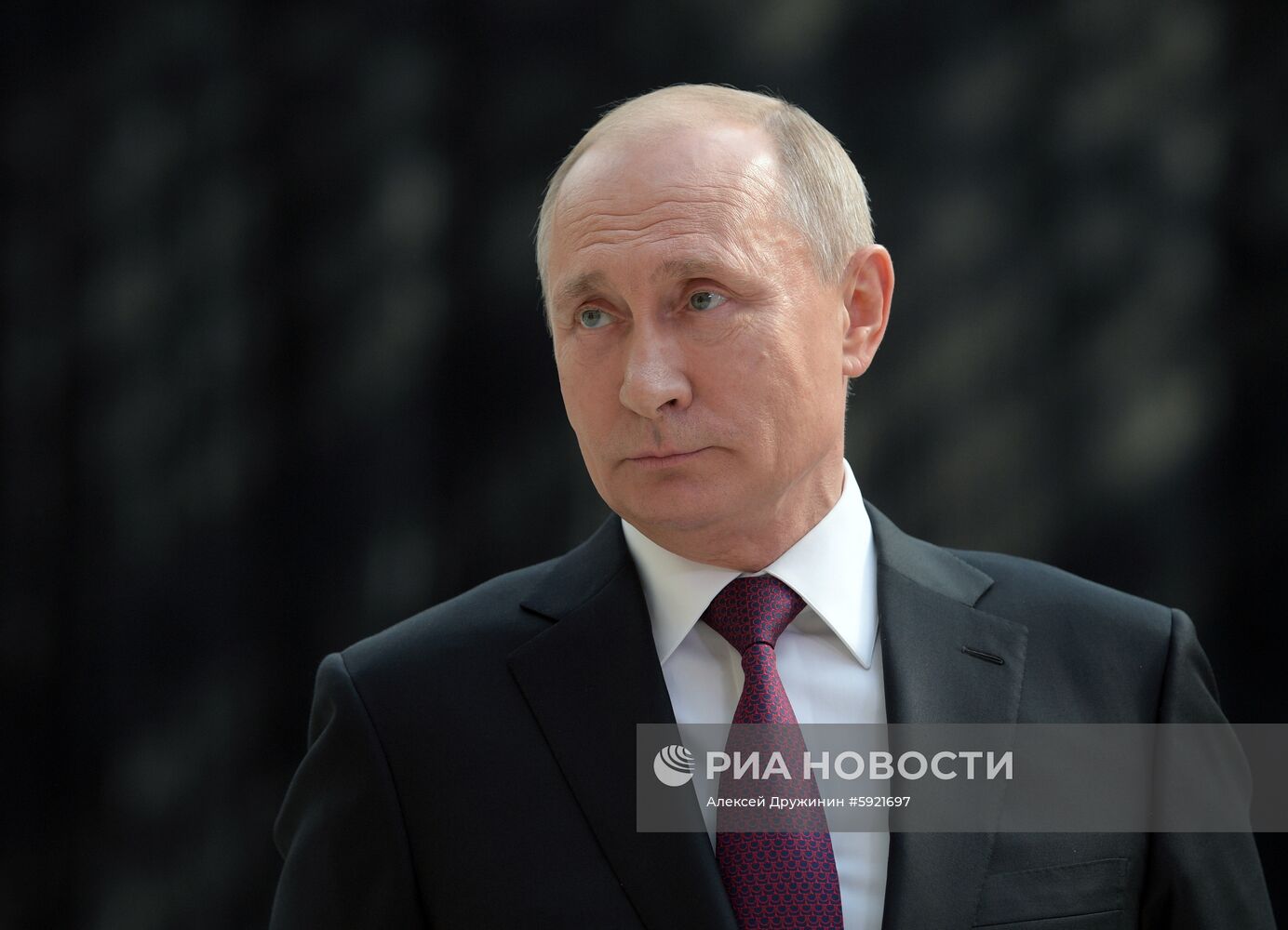 Прямая линия с президентом РФ Владимиром Путиным