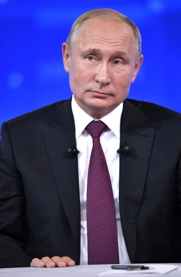 Прямая линия с президентом РФ Владимиром Путиным