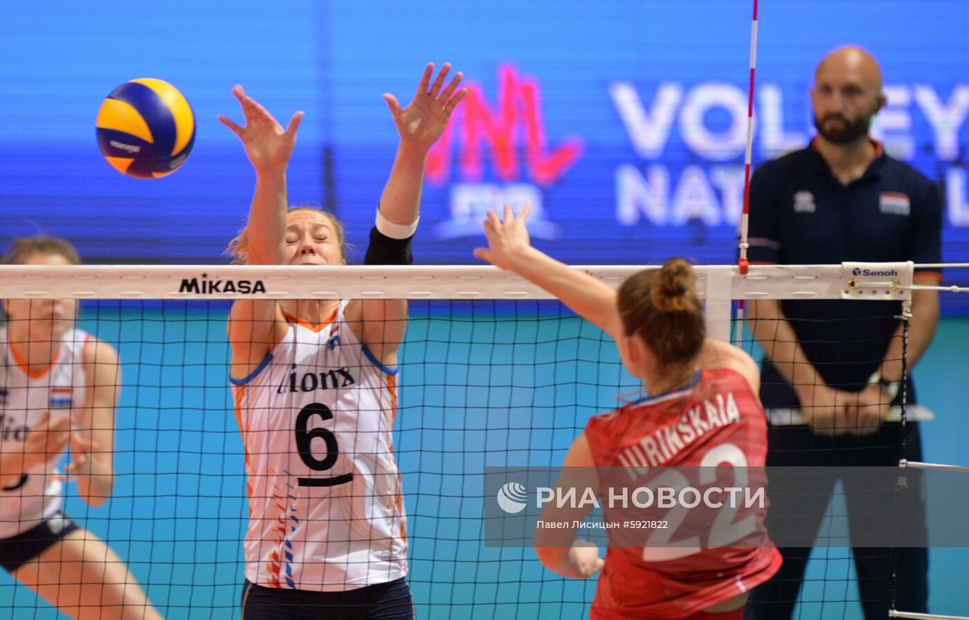 Волейбол. Женщины. Этап Лиги наций. Матч Россия - Нидерланды