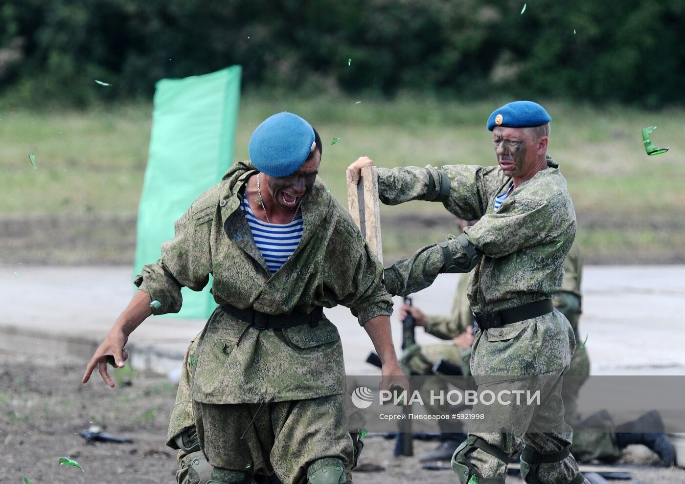 Тренировка динамического показа вооружения в рамках форума "Армия-2019" 
