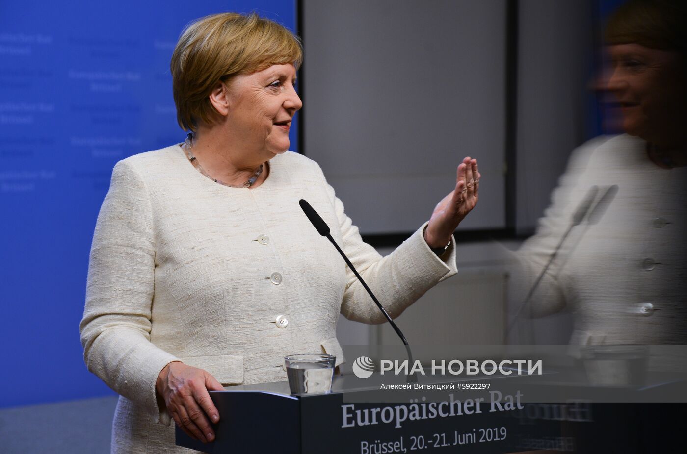 Саммит ЕС в Брюсселе. День первый