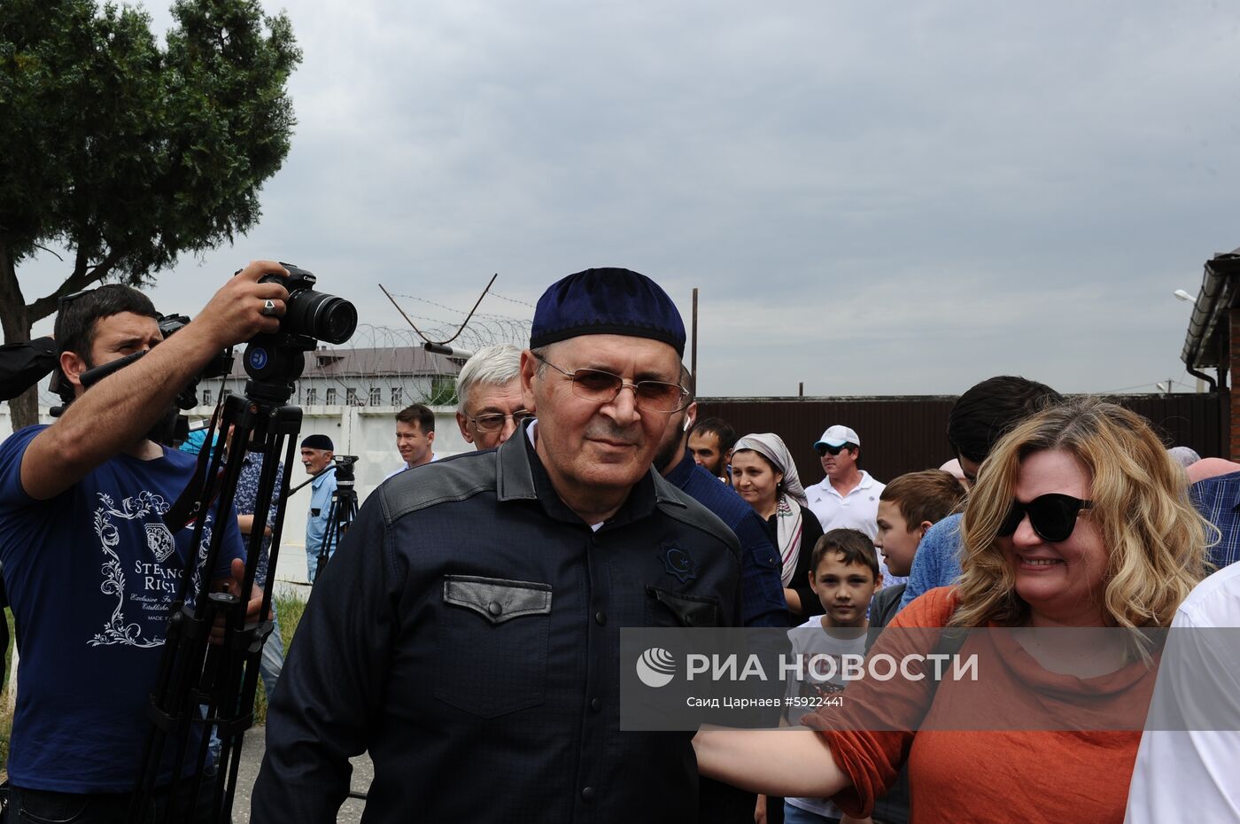 О. Титиев вышел на свободу по УДО