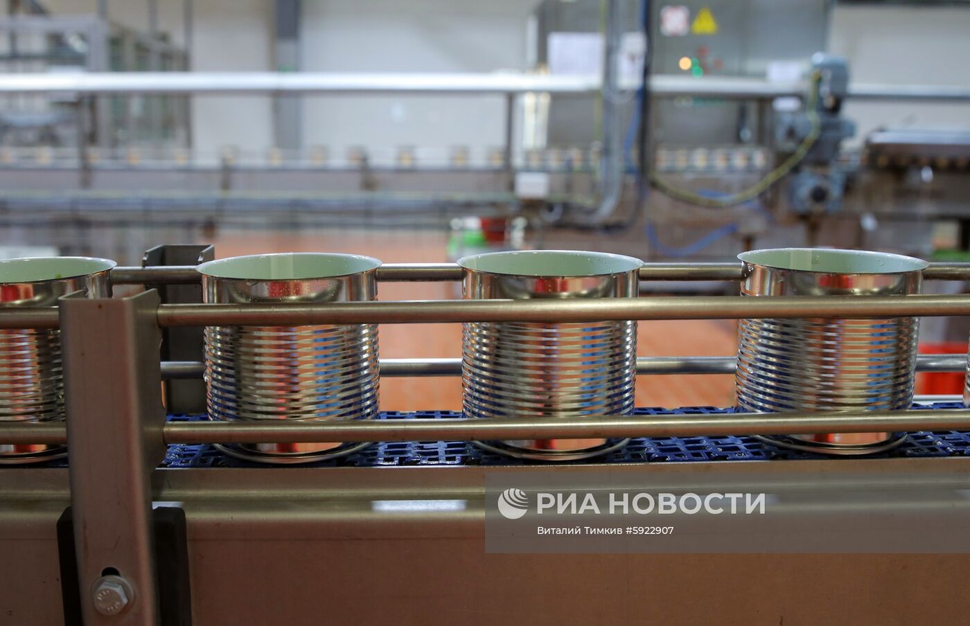 Производство горошка на предприятии "Бондюэль-Кубань"