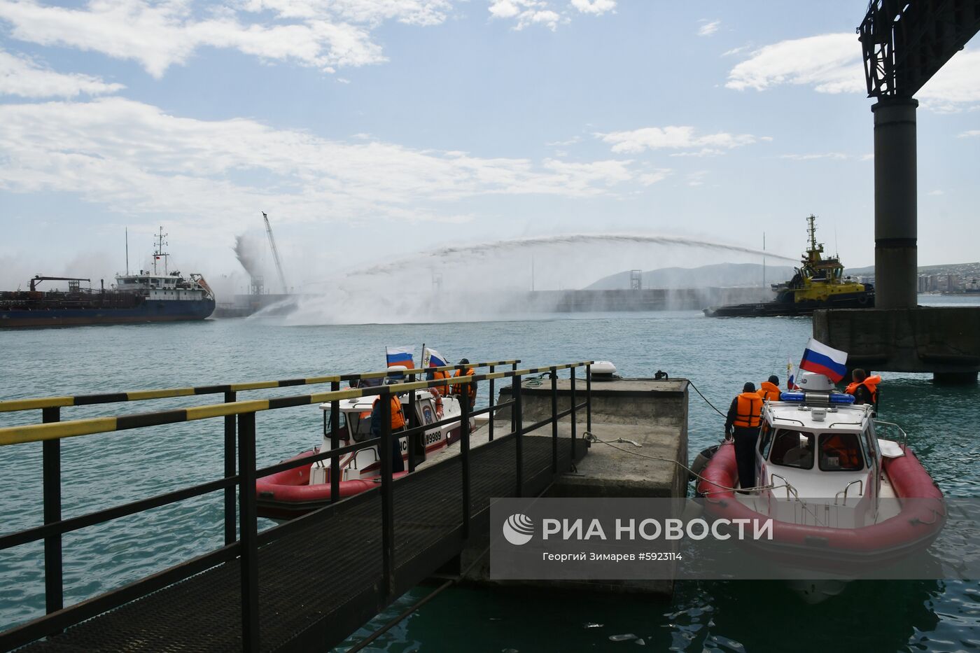 Учения МЧС в Новороссийске