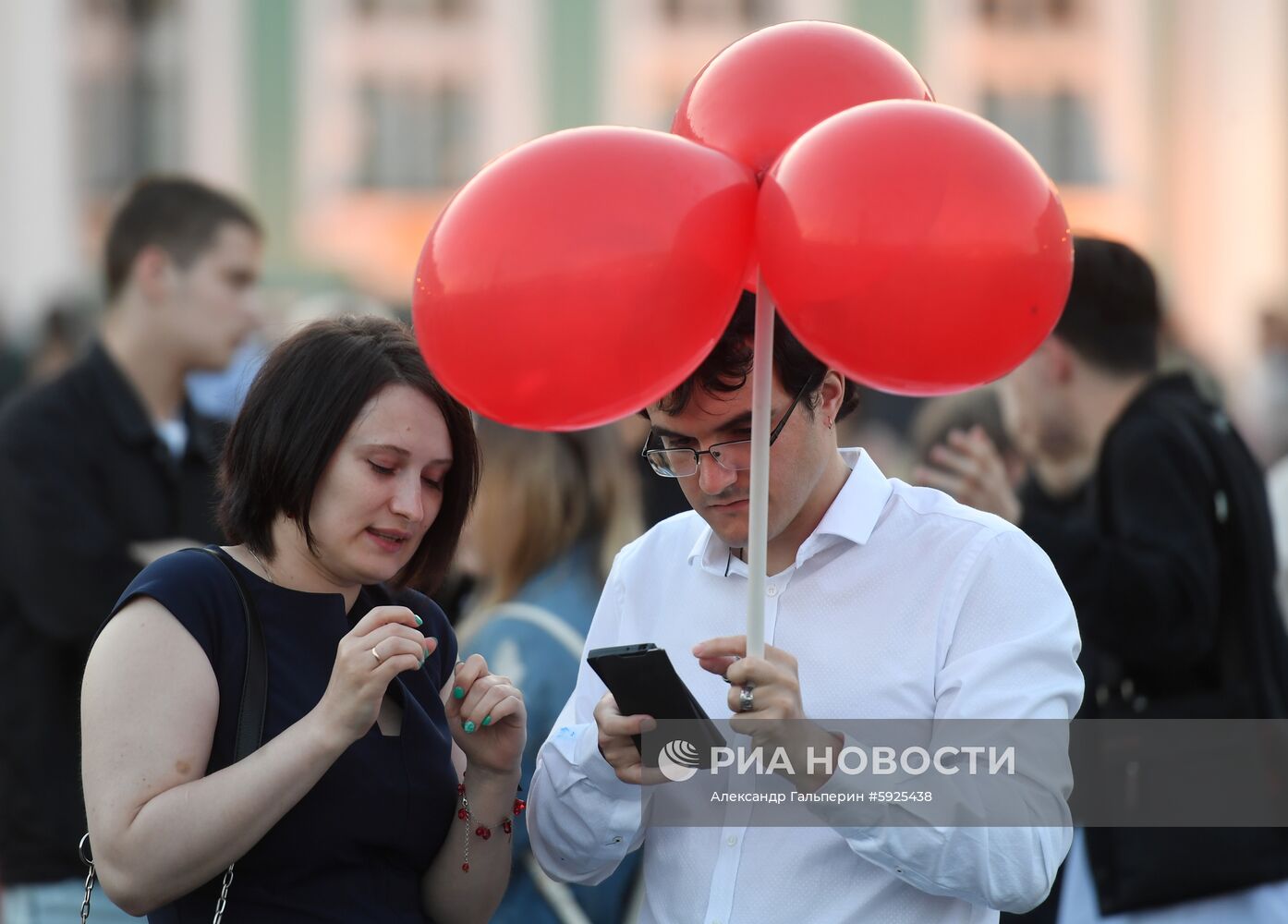 Праздник выпускников "Алые паруса" в Санкт-Петербурге