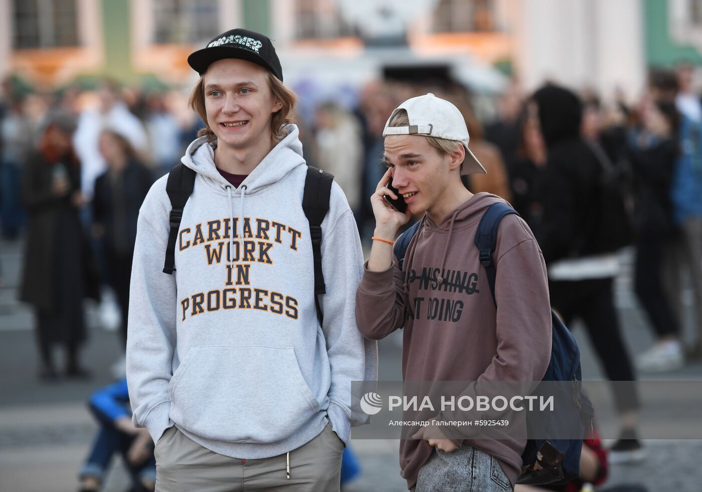 Праздник выпускников "Алые паруса" в Санкт-Петербурге