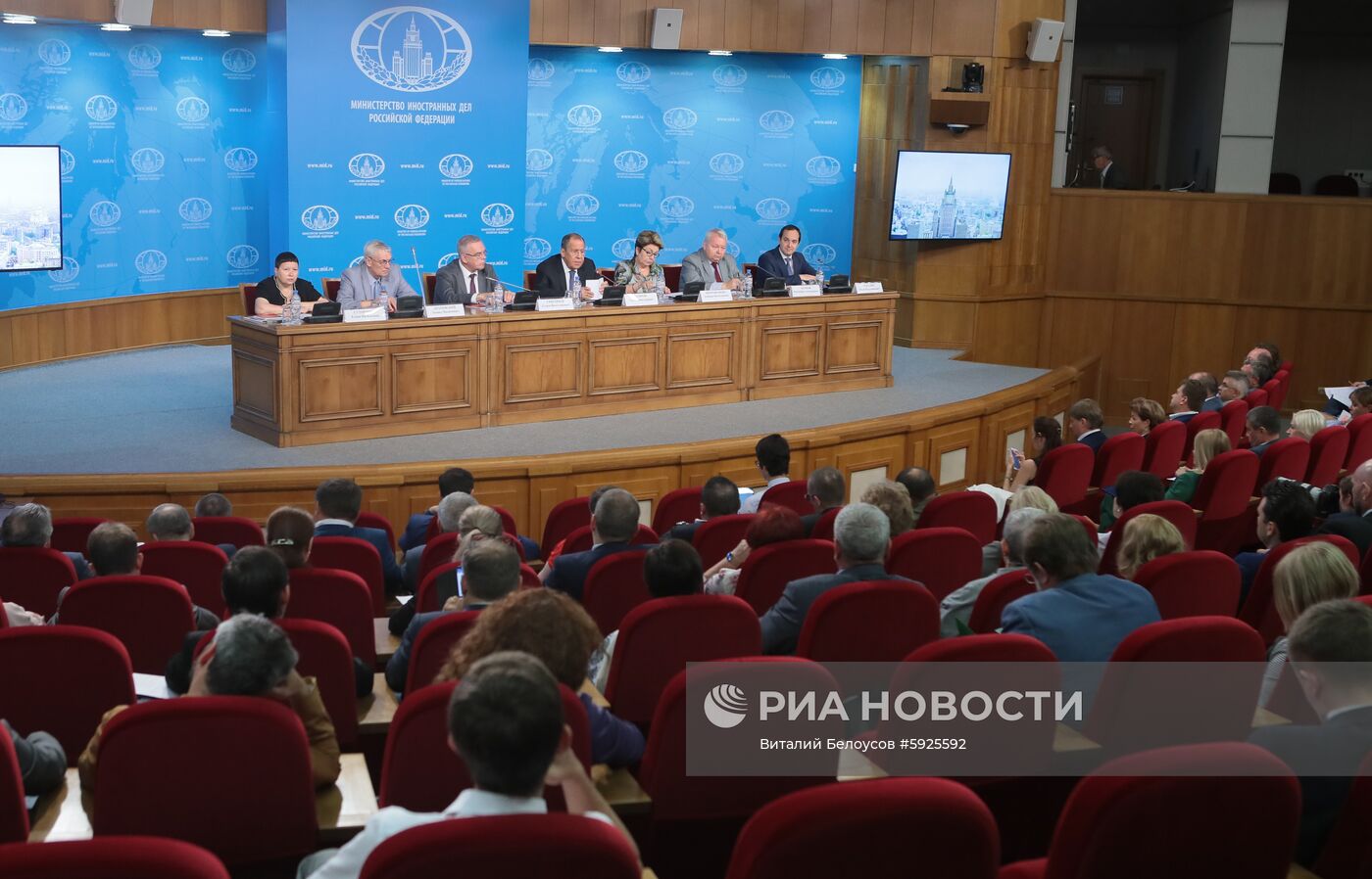 Встреча главы МИД РФ С. Лаврова с  руководителями некоммерческих организаций 