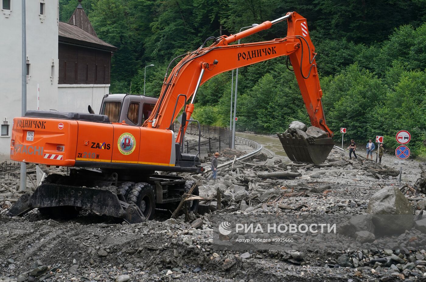 Ливень затопил "Роза Хутор"