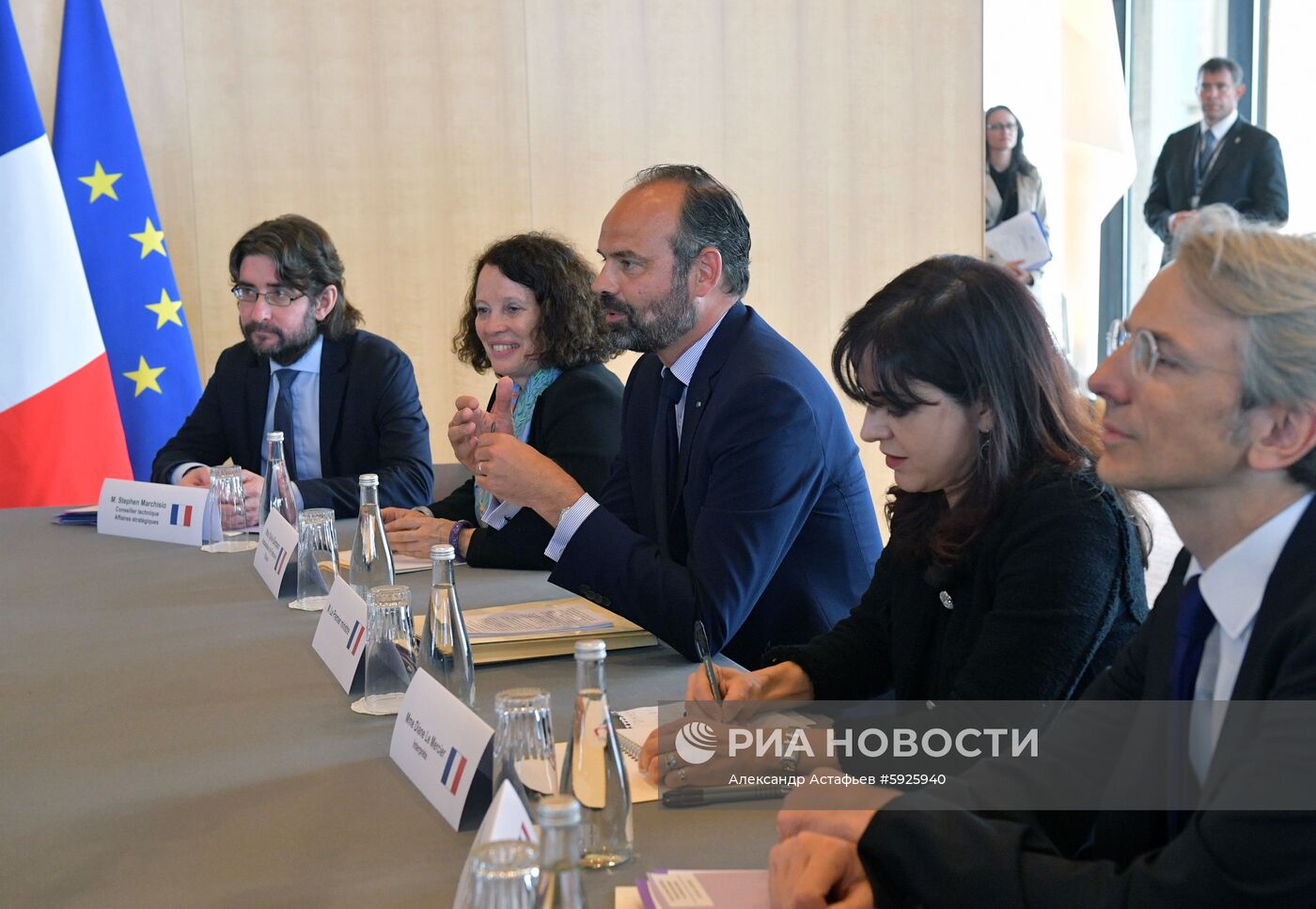 Рабочий визит премьер-министра РФ Д. Медведева во Францию