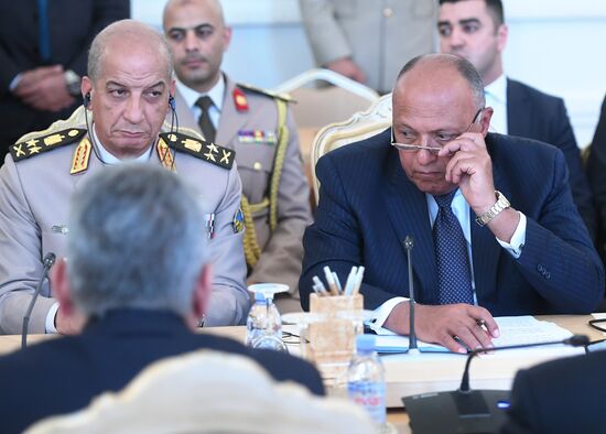 Встреча министров иностранных дел и обороны РФ и Египта 