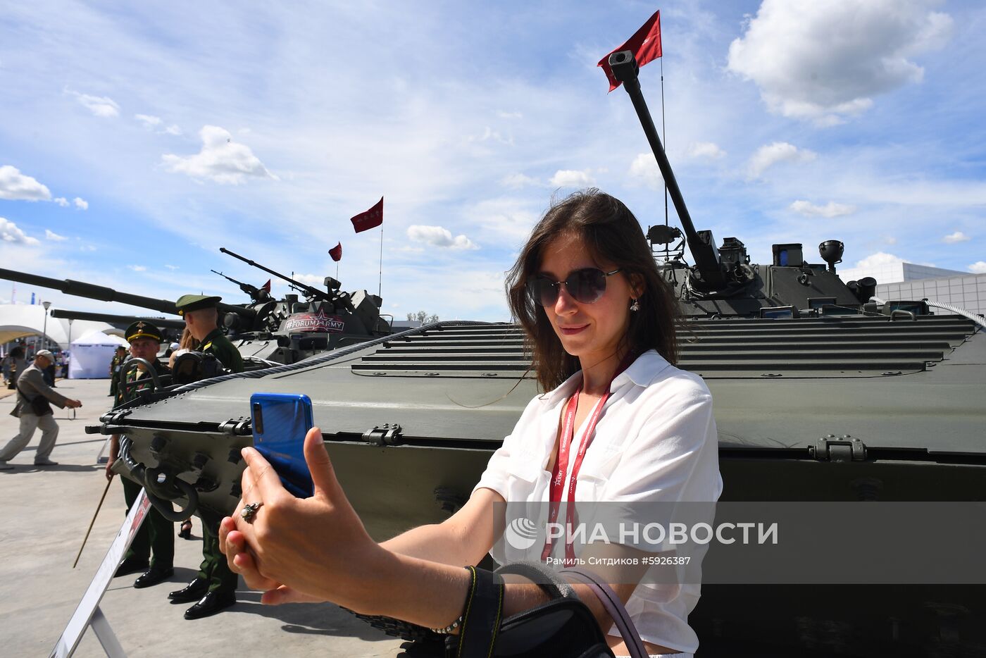 Открытие международного военно-технического форума "Армия-2019"