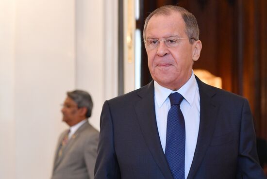 Встреча глав МИД РФ и Мальдив С. Лаврова и А.Шахида