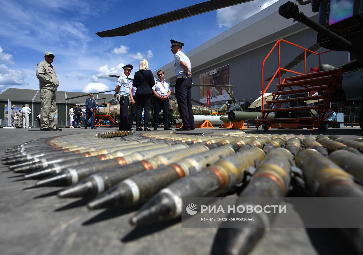 Открытие международного военно-технического форума "Армия-2019"