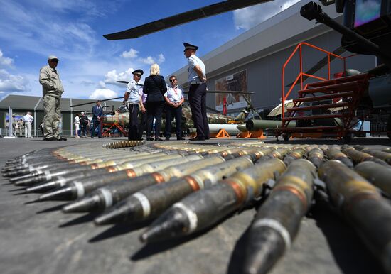 Открытие международного военно-технического форума "Армия-2019" 