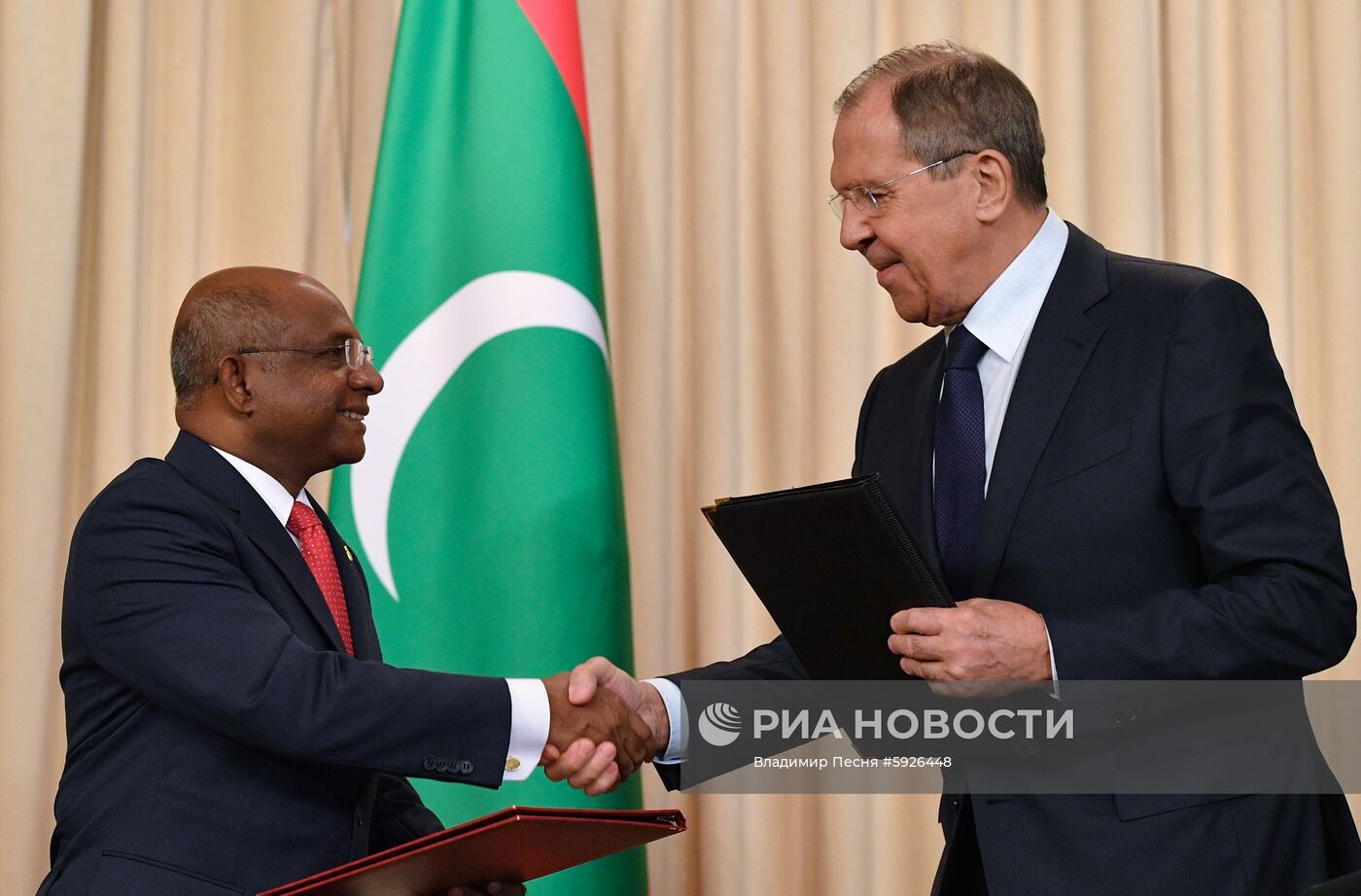 Встреча глав МИД РФ и Мальдив С. Лаврова и А.Шахида