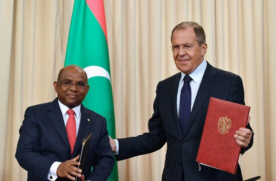 Встреча глав МИД РФ и Мальдив С. Лаврова и А.Шахида