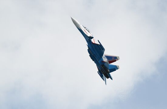 Открытие международного военно-технического форума "Армия-2019"