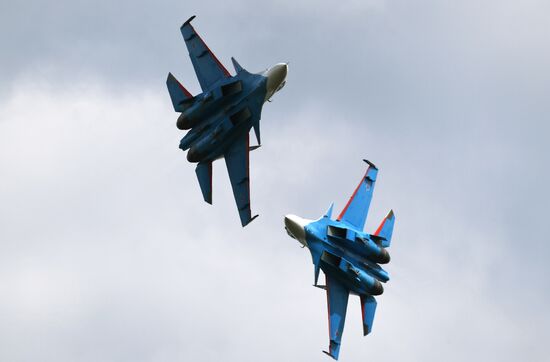 Открытие международного военно-технического форума "Армия-2019"