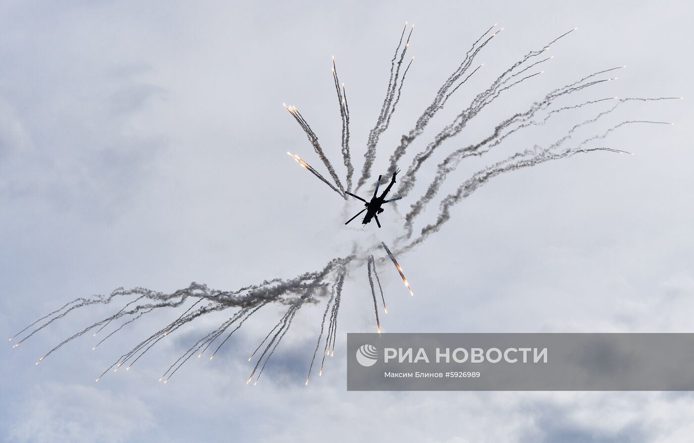 Открытие международного военно-технического форума "Армия-2019"