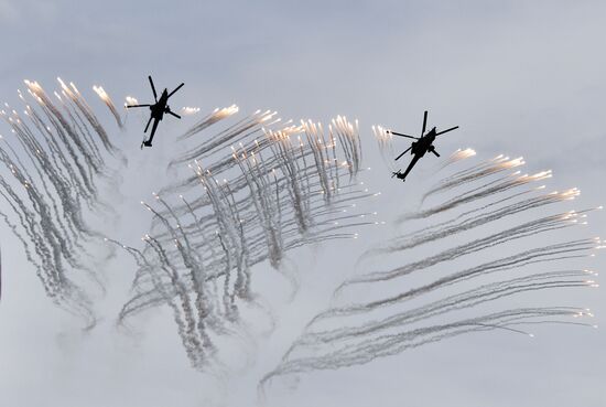 Открытие международного военно-технического форума "Армия-2019"