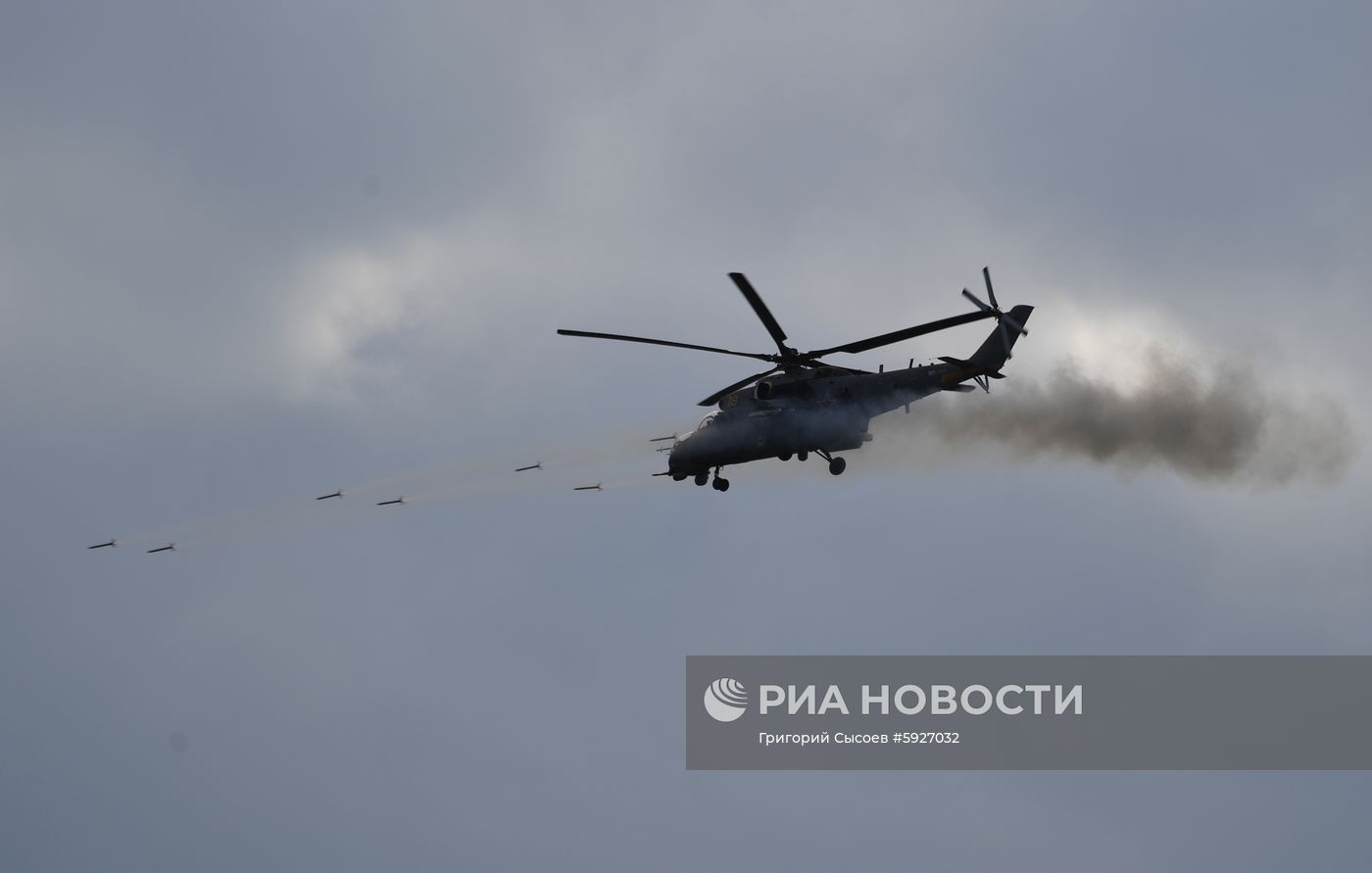 Открытие международного военно-технического форума "Армия-2019"