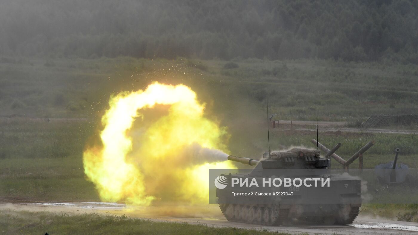 Открытие международного военно-технического форума "Армия-2019"