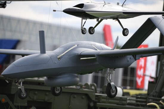 Открытие международного военно-технического форума "Армия-2019" 