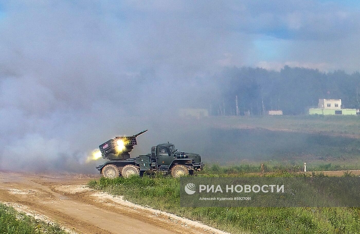 Открытие международного военно-технического форума "Армия-2019"