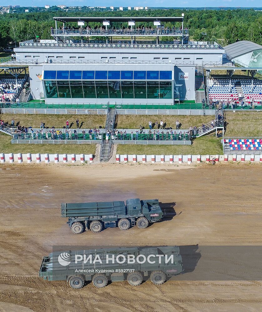 Открытие международного военно-технического форума "Армия-2019"