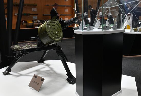 Открытие международного военно-технического форума "Армия-2019" 