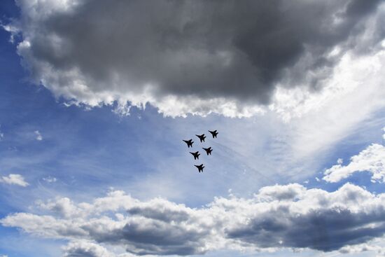 Открытие международного военно-технического форума "Армия-2019"