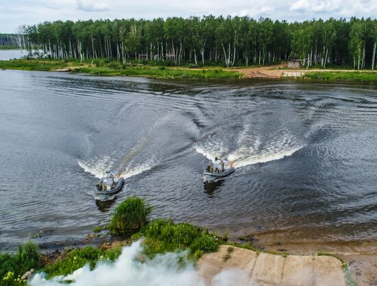 Международный военно-технический форум "Армия-2019". День второй  