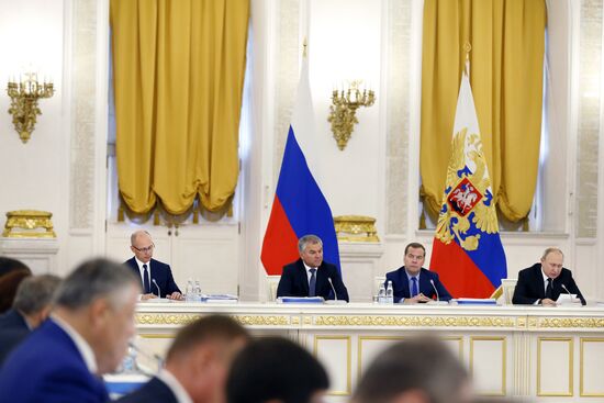 Заседание Госсовета РФ по вопросу модернизации дорожного движения