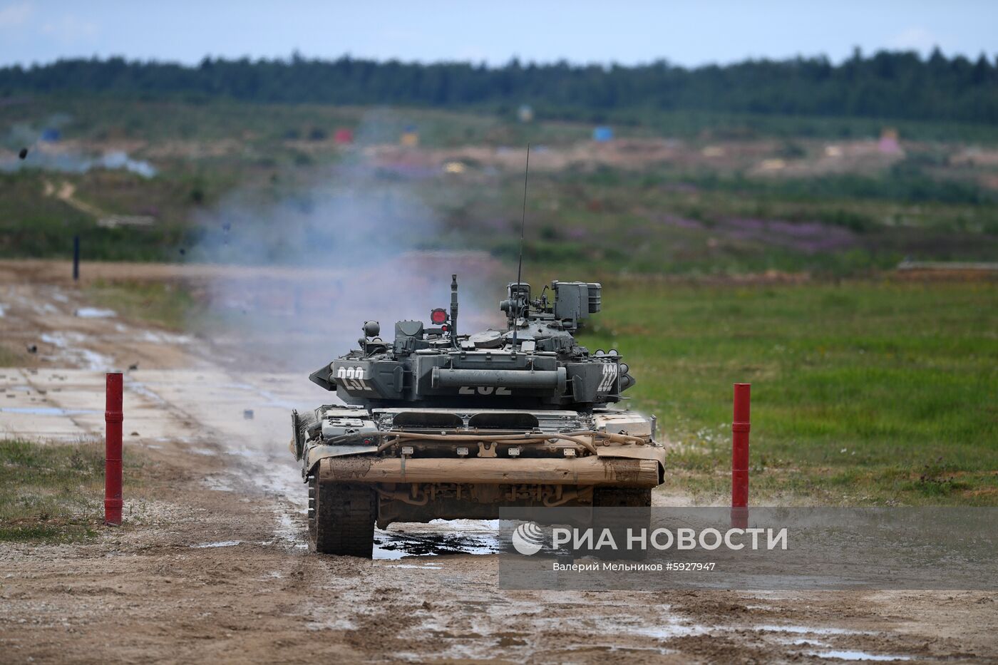 Международный военно-технический форум "Армия-2019". День второй