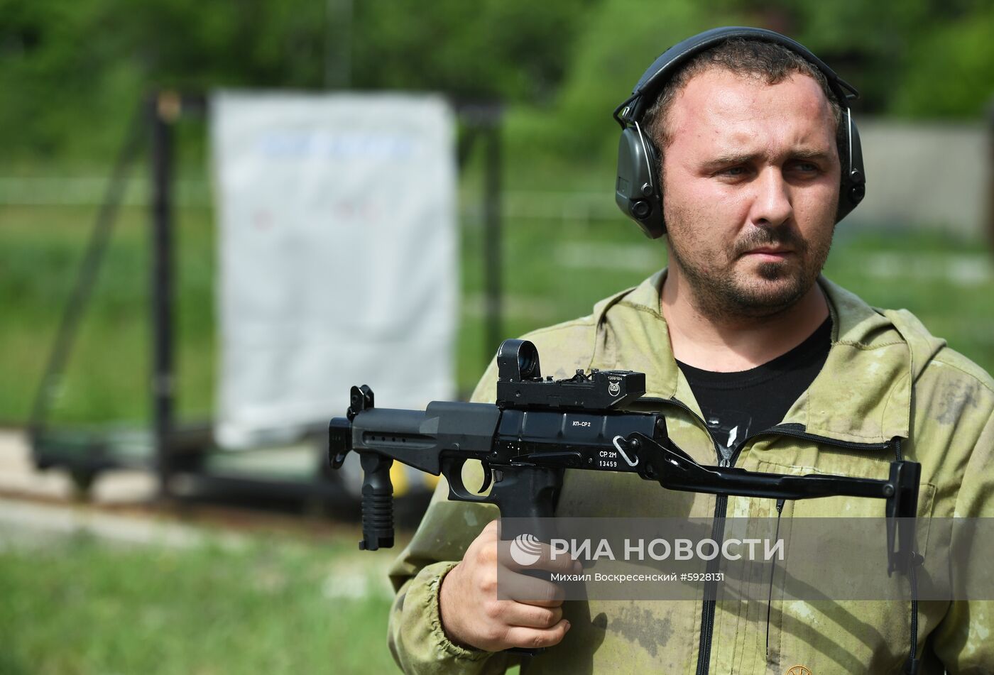 Демонстрация исторического и нового оружия на полигоне АО "ЦНИИточмаш"