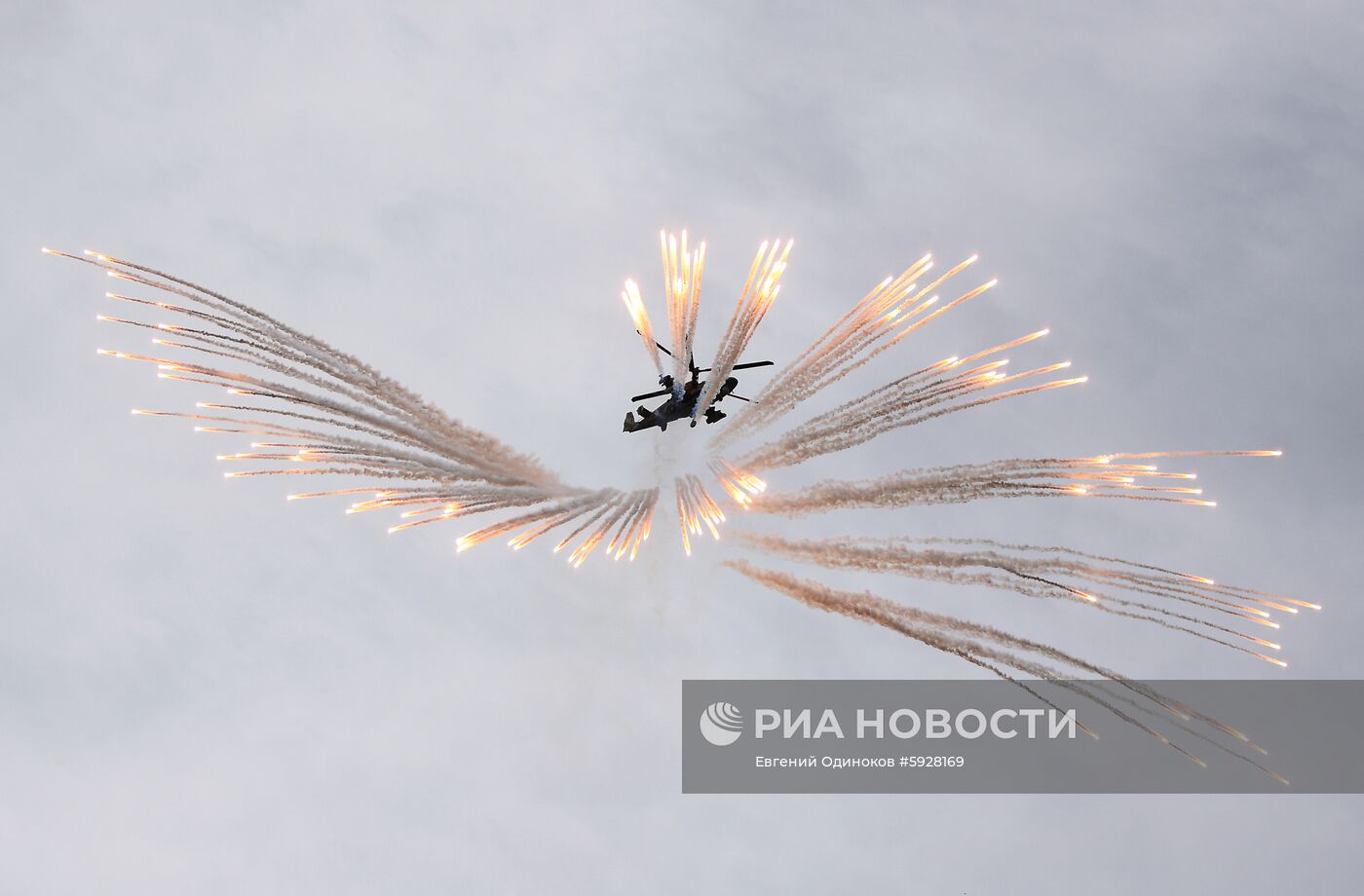 Международный военно-технический форум "Армия-2019". День второй